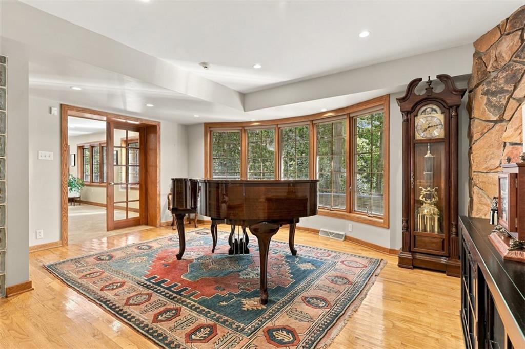 337 Fox Chapel Road Pittsburgh, PA 15238 - Photo 20 of 49 Gallery Image 20