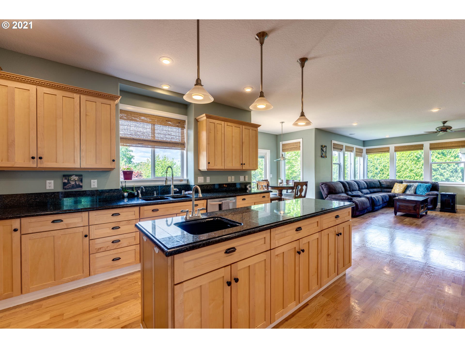 810 Northwest Deerfern Loop Camas, WA 98607 - Photo 7 of 32 Gallery Image 7