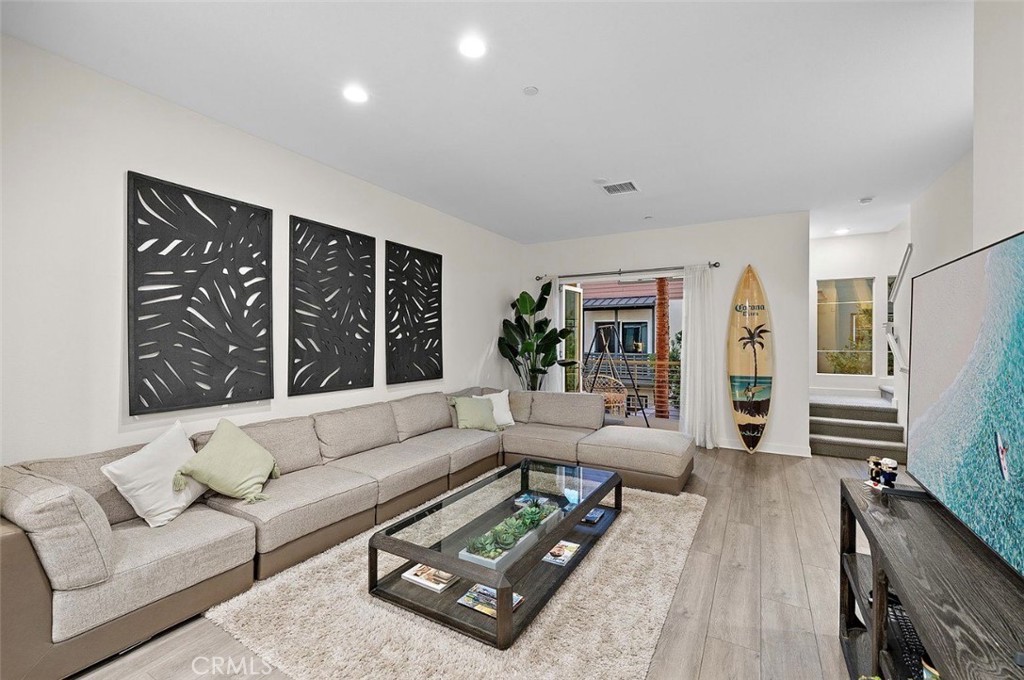 769 Doheny Way Dana Point, CA 92629 - Photo 4 of 35