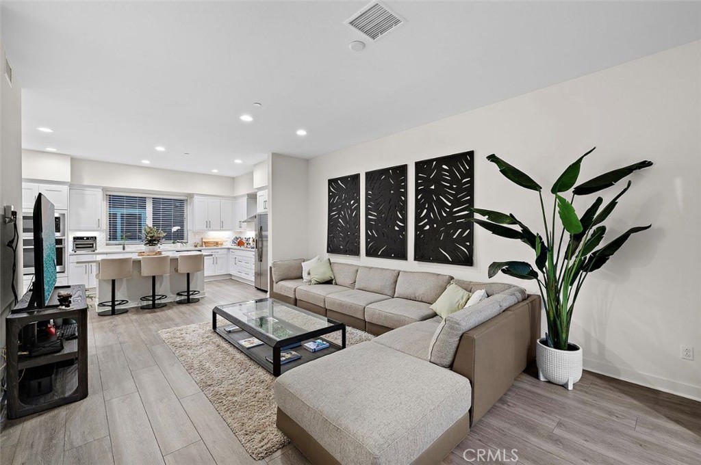 769 Doheny Way Dana Point, CA 92629 - Photo 5 of 35