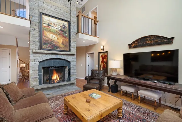 $1,175,000 | 2046 Lakeshore Drive, Monteagle, TN 37356