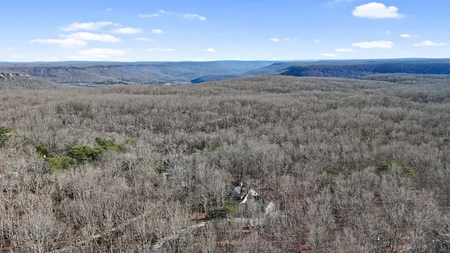 $1,175,000 | 2046 Lakeshore Drive, Monteagle, TN 37356