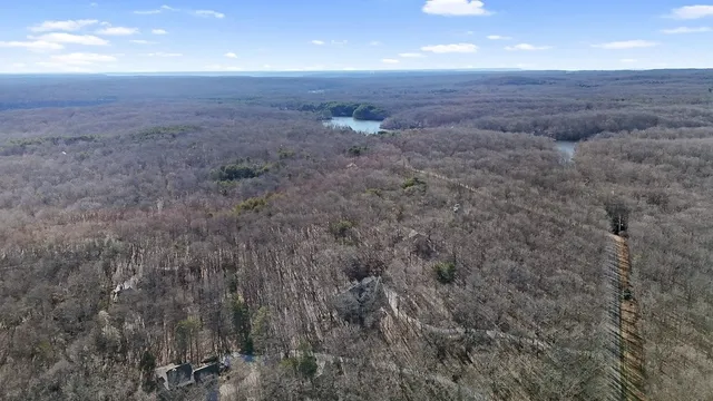 $1,175,000 | 2046 Lakeshore Drive, Monteagle, TN 37356