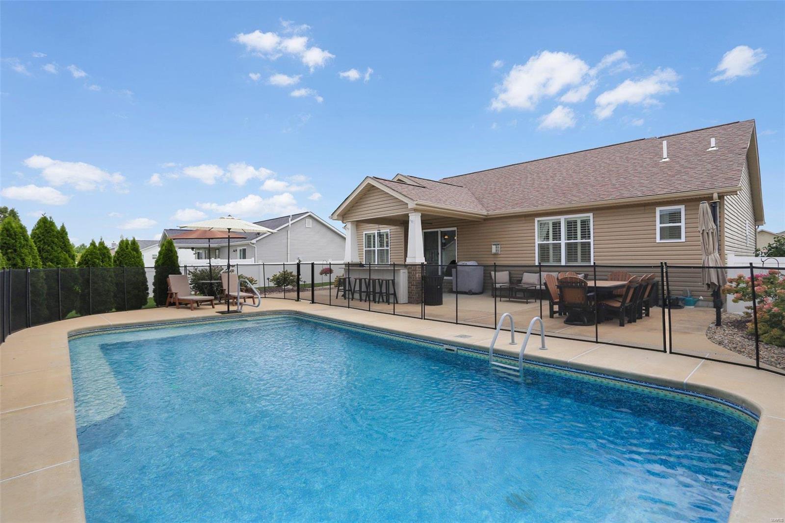 170 Gabrielle Circle Bethalto, IL 62010 - Photo 4 of 28