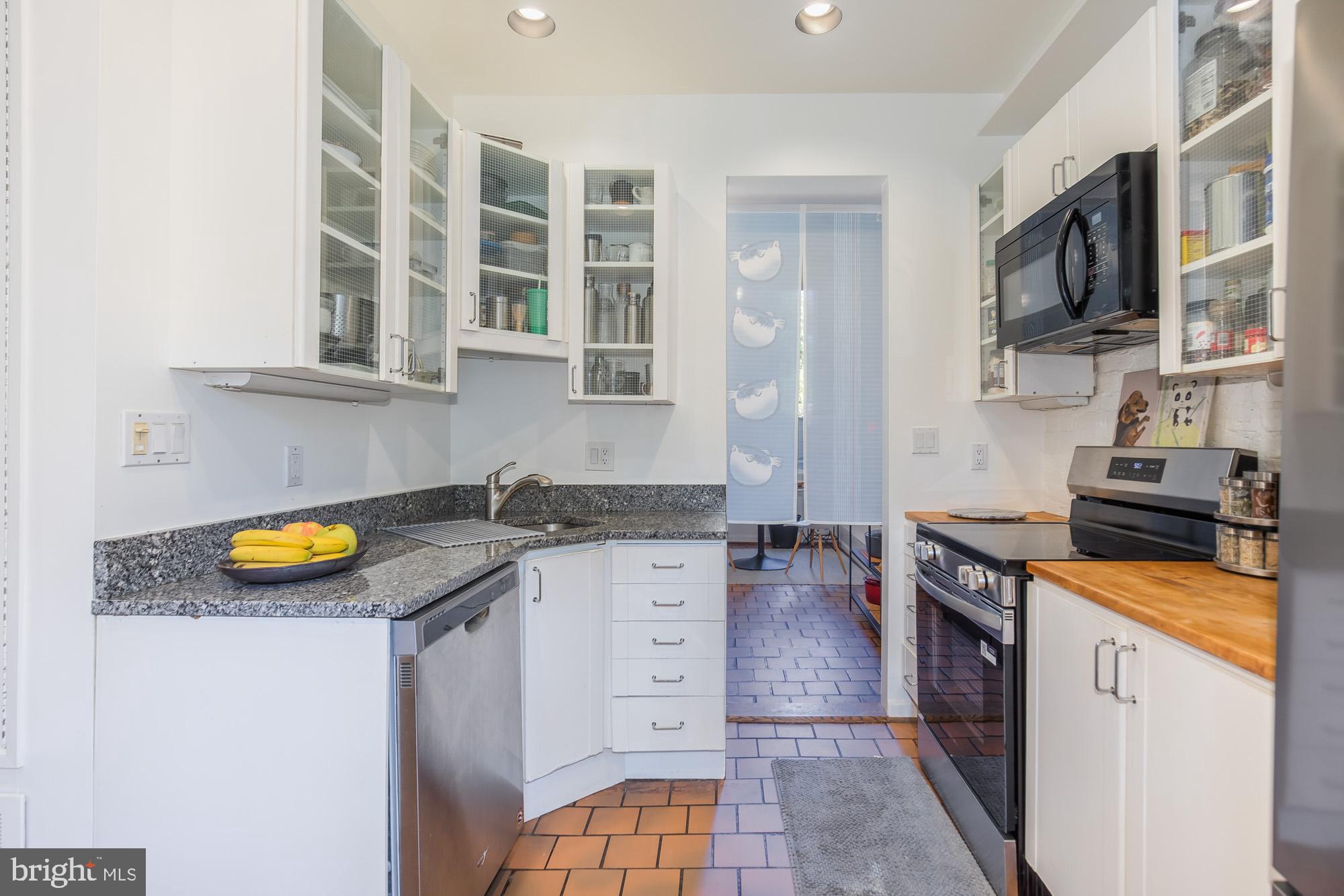 238 14th Street Southeast Washington, DC 20003 - Photo 14 of 45