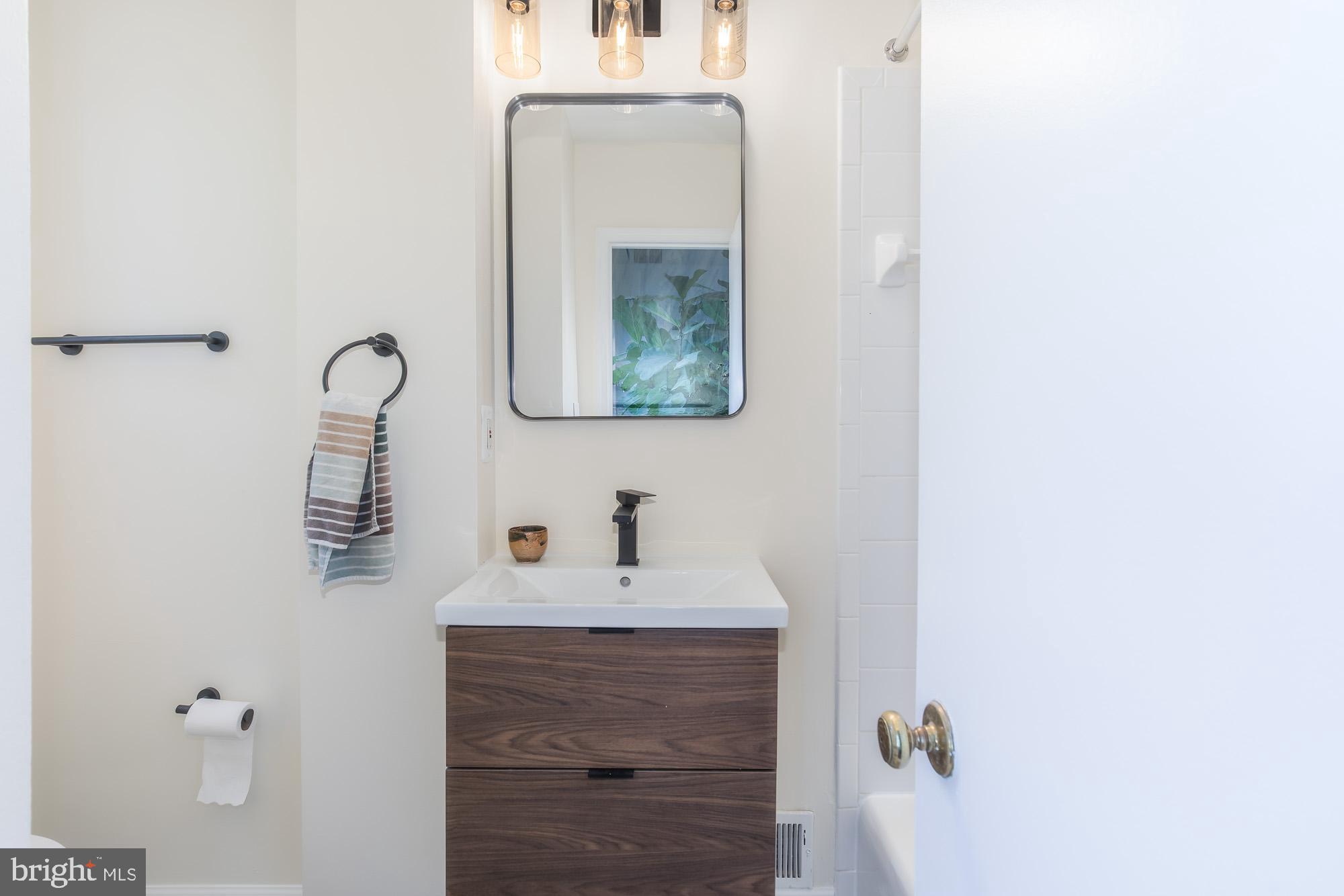 238 14th Street Southeast Washington, DC 20003 - Photo 23 of 45