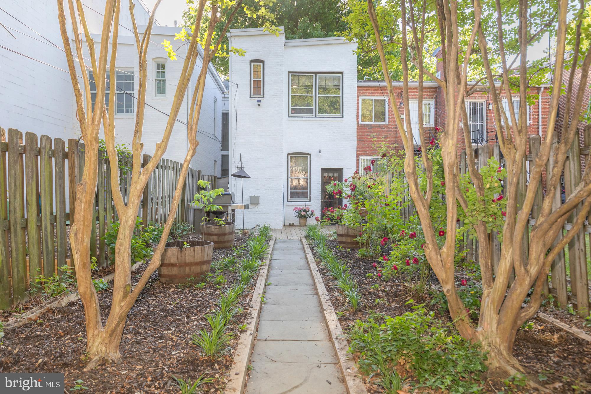 238 14th Street Southeast Washington, DC 20003 - Photo 41 of 45