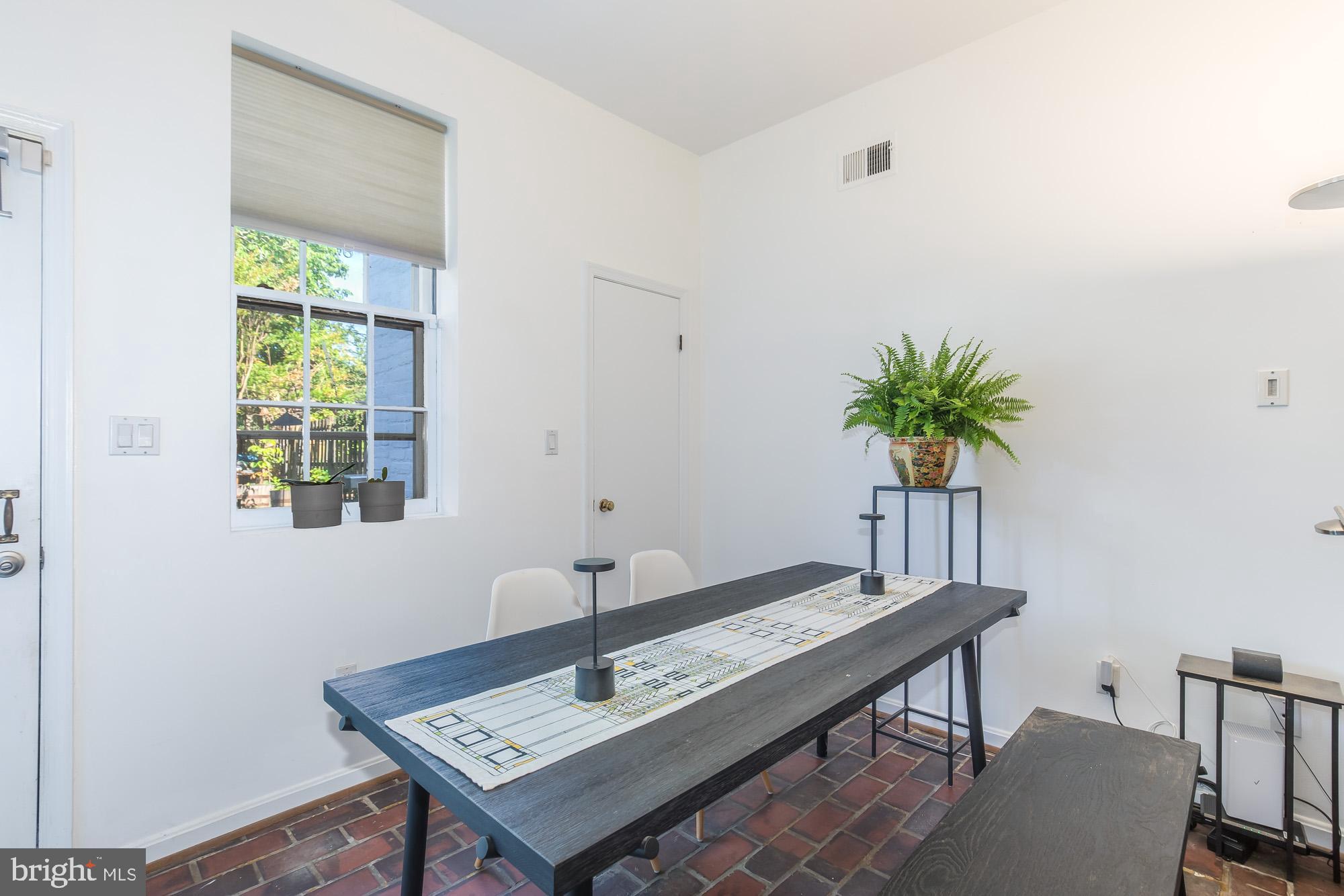 238 14th Street Southeast Washington, DC 20003 - Photo 7 of 45
