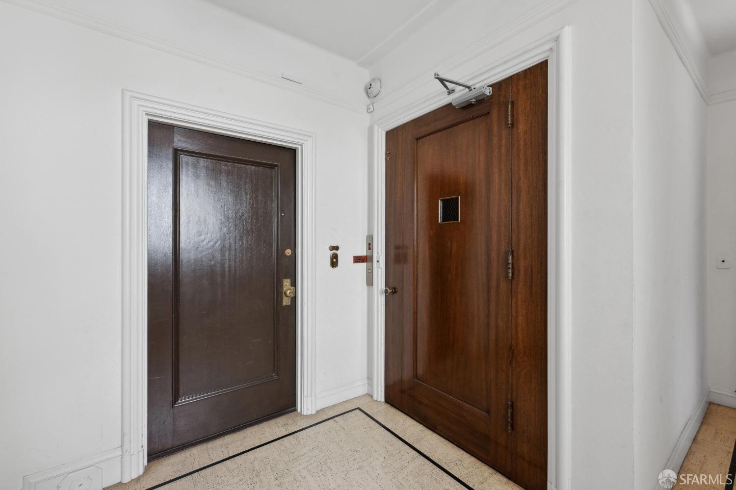 2111 Hyde Street, Unit 403 San Francisco, CA 94109 - Photo 11 of 60 a view of a hallway