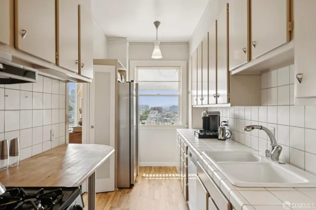 $1,635,000 | 2111 Hyde Street, Unit 403, San Francisco, CA 94109