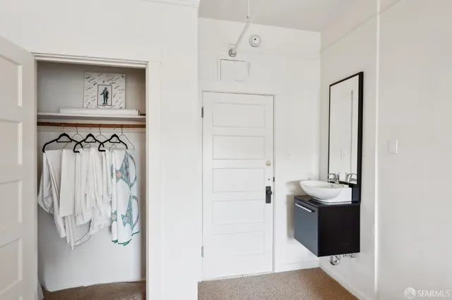 $1,635,000 | 2111 Hyde Street, Unit 403, San Francisco, CA 94109