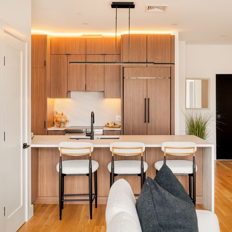 58 Kent, Unit 403 Brookline, MA 02445 - Photo 2 of 23