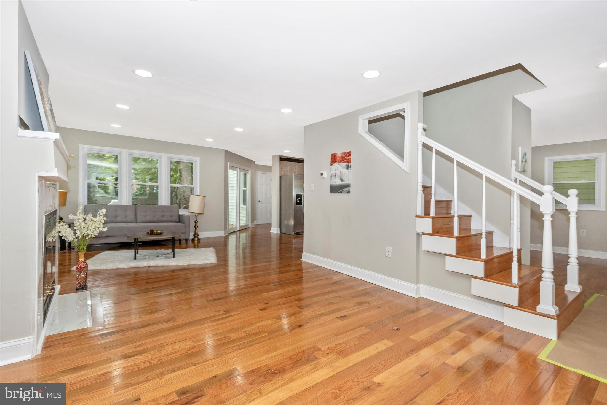 11 Mills Road Gaithersburg, MD 20877 - Photo 5 of 53 Gallery Image 5