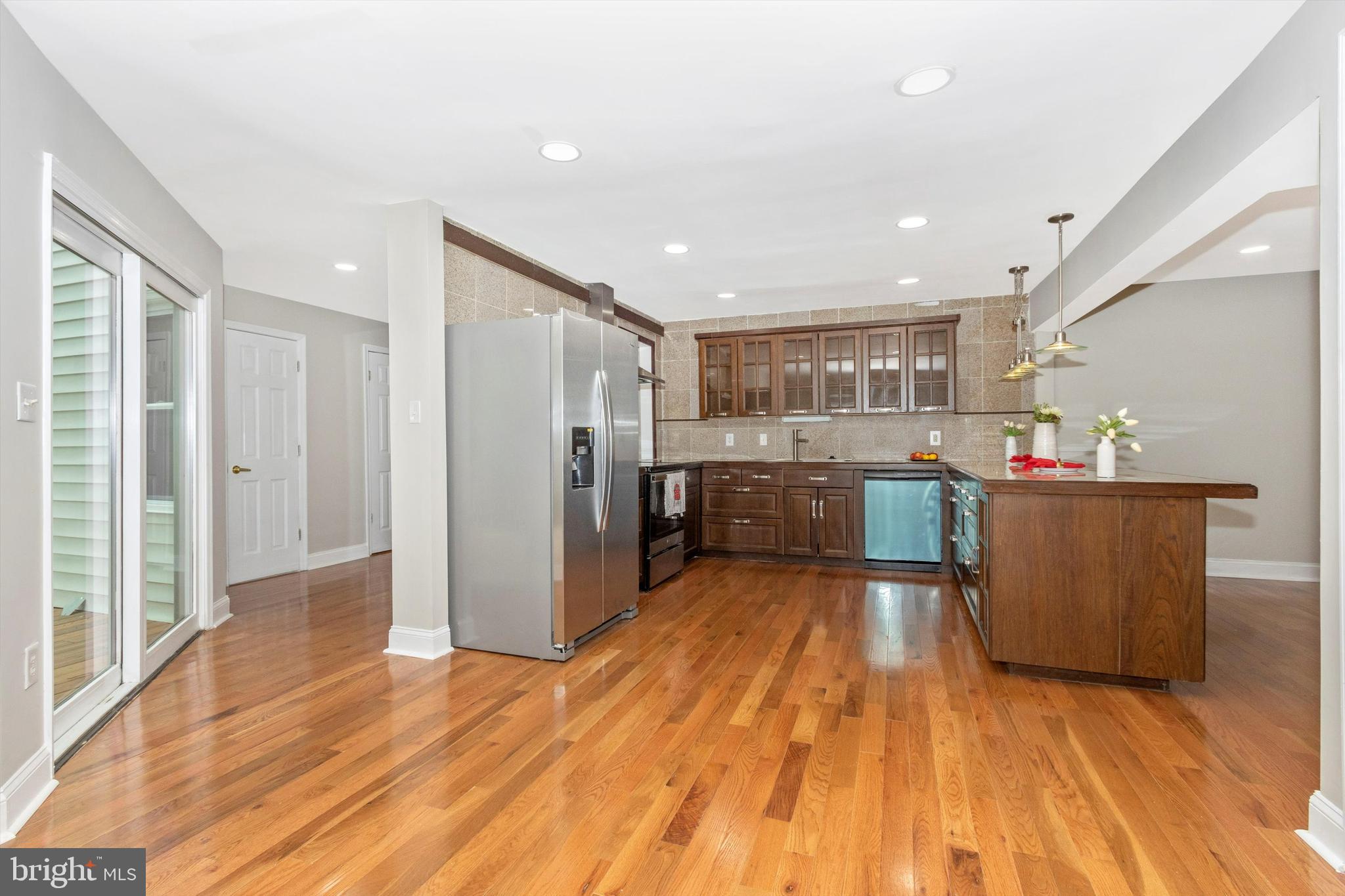 11 Mills Road Gaithersburg, MD 20877 - Photo 8 of 53 Gallery Image 8