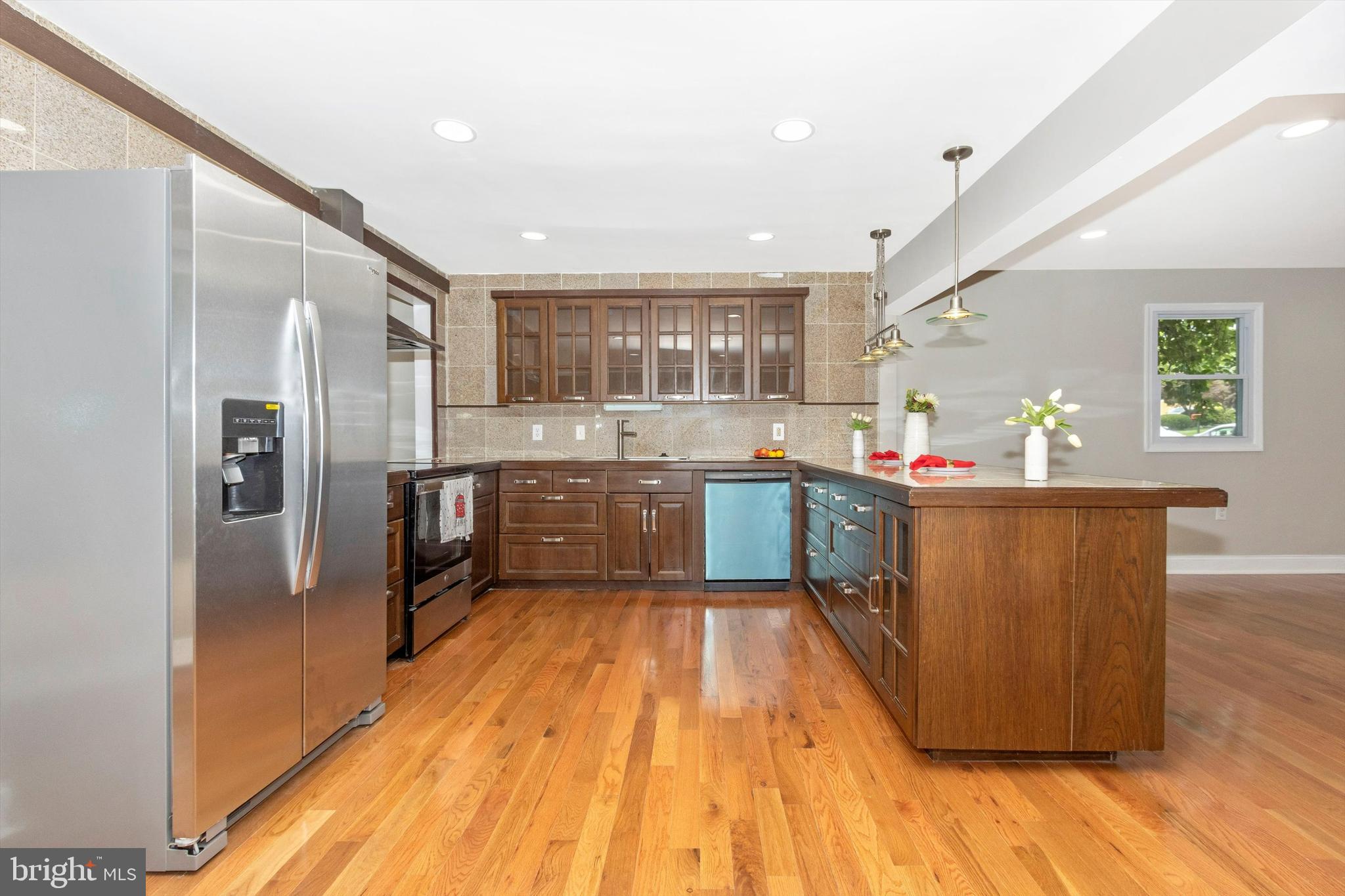 11 Mills Road Gaithersburg, MD 20877 - Photo 9 of 53 Gallery Image 9