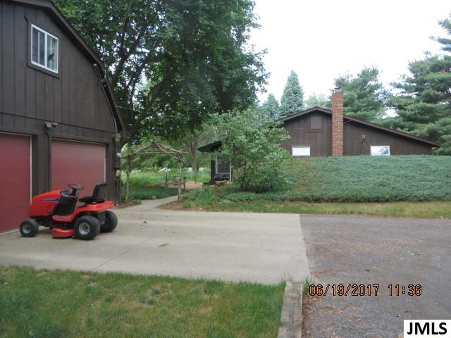 16213 Farnsworth Road Stockbridge, MI 49285 - Photo 5 of 26 Photo 5