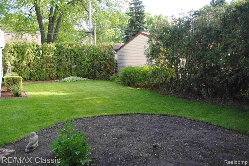 2175 Harvard Road Berkley, MI 48072 - Photo 42 of 51