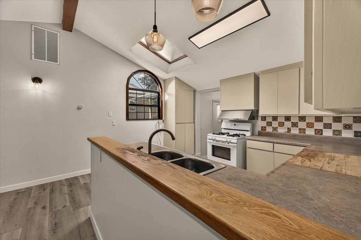 338 River Road Felton, CA 95018 - Photo 10 of 30 Gallery Image 10