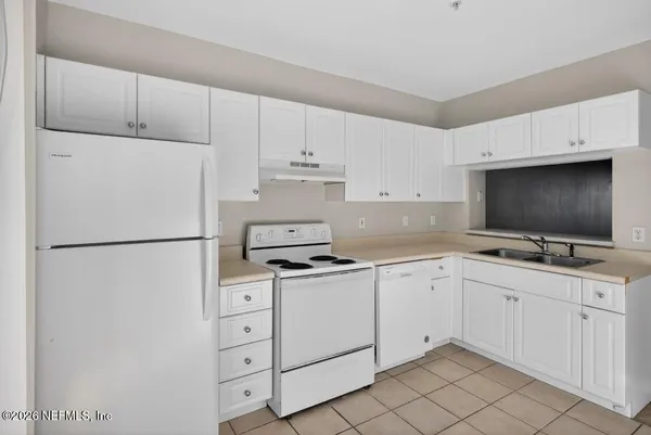 $1,695 | 340 East Ashley Street, Jacksonville, FL 32202