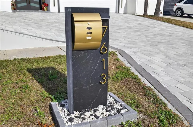 $800,000 | 7613 Rustic Drive, Tampa, FL 33634