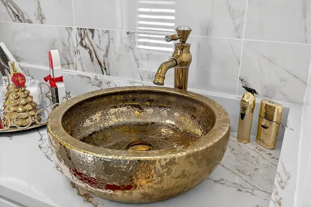 $800,000 | 7613 Rustic Drive, Tampa, FL 33634