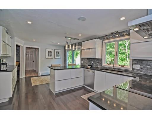4 Crossbow Road Norfolk, MA 02056 - Photo 6 of 19 Gallery Image 6