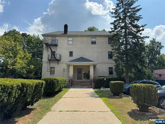 $289,000 | 57 Brookway Avenue, Unit 2D, Englewood, NJ 07631