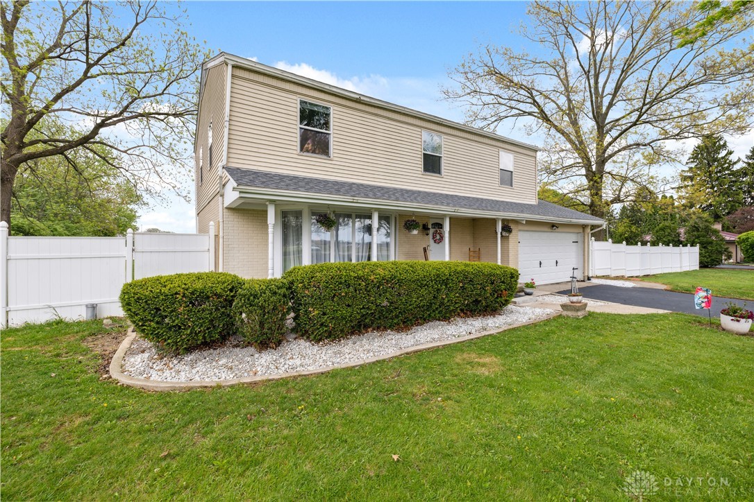 2063 Deweese Road Troy, OH 45373 - Photo 4 of 43 Gallery Image 4