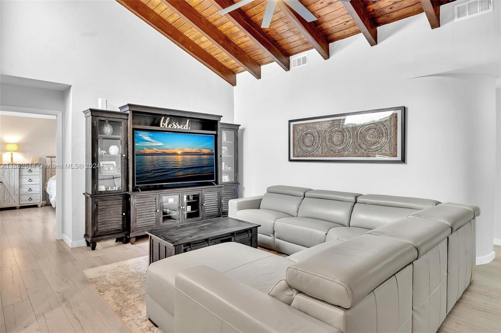 71 Ivy Road Hollywood, FL 33021 - Photo 13 of 69 Gallery Image 13