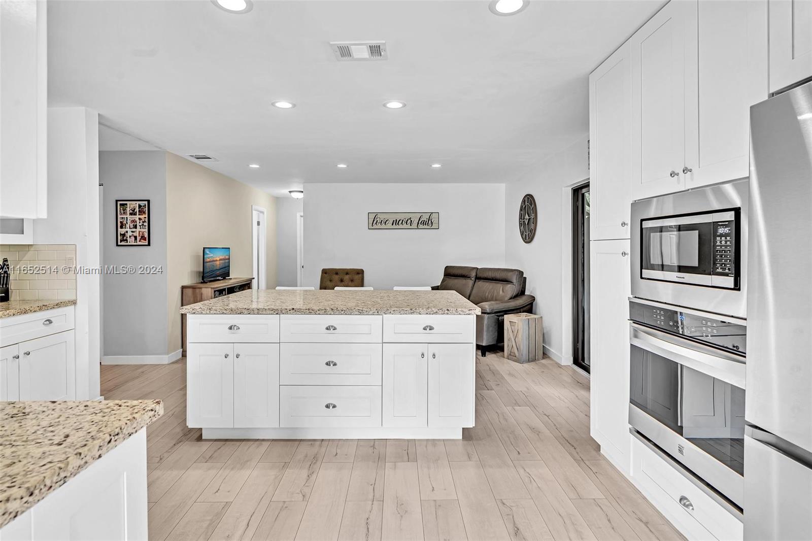 71 Ivy Road Hollywood, FL 33021 - Photo 36 of 69 Gallery Image 36