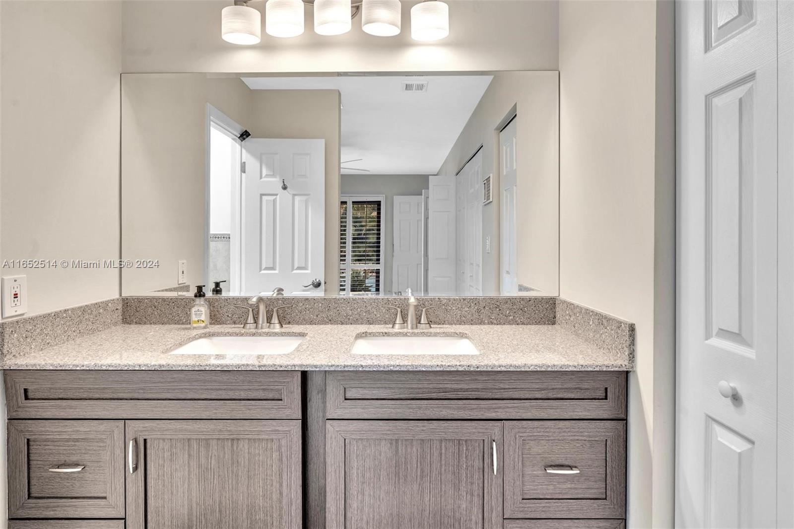 71 Ivy Road Hollywood, FL 33021 - Photo 43 of 69 Gallery Image 43