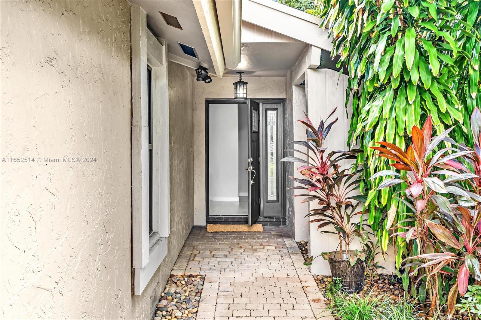 71 Ivy Road Hollywood, FL 33021 - Photo 56 of 69 Gallery Image 56