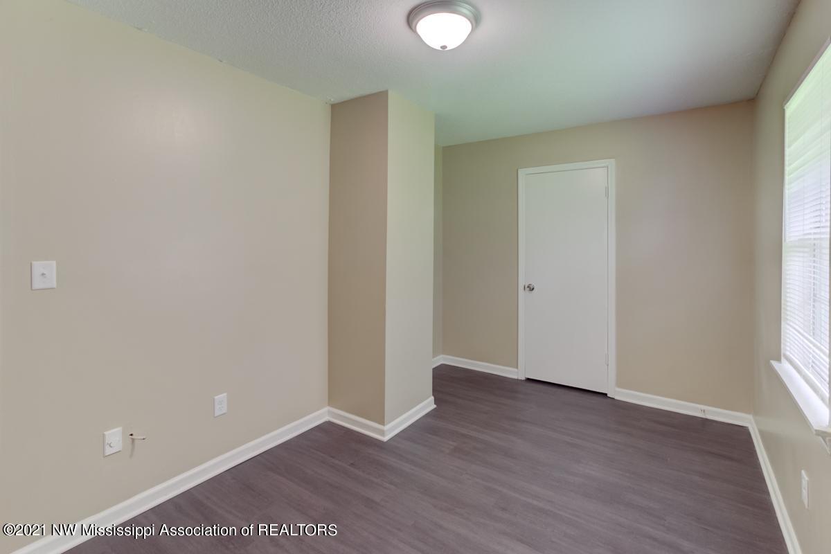 9159 Stewart Road Olive Branch, MS 38654 - Photo 8 of 16 9159Stewart-13