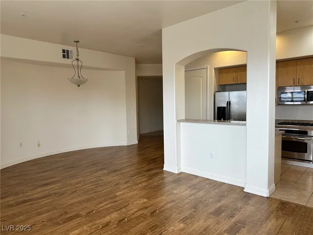 $1,499 | 32 East Serene Avenue, Unit 202, Las Vegas, NV 89123