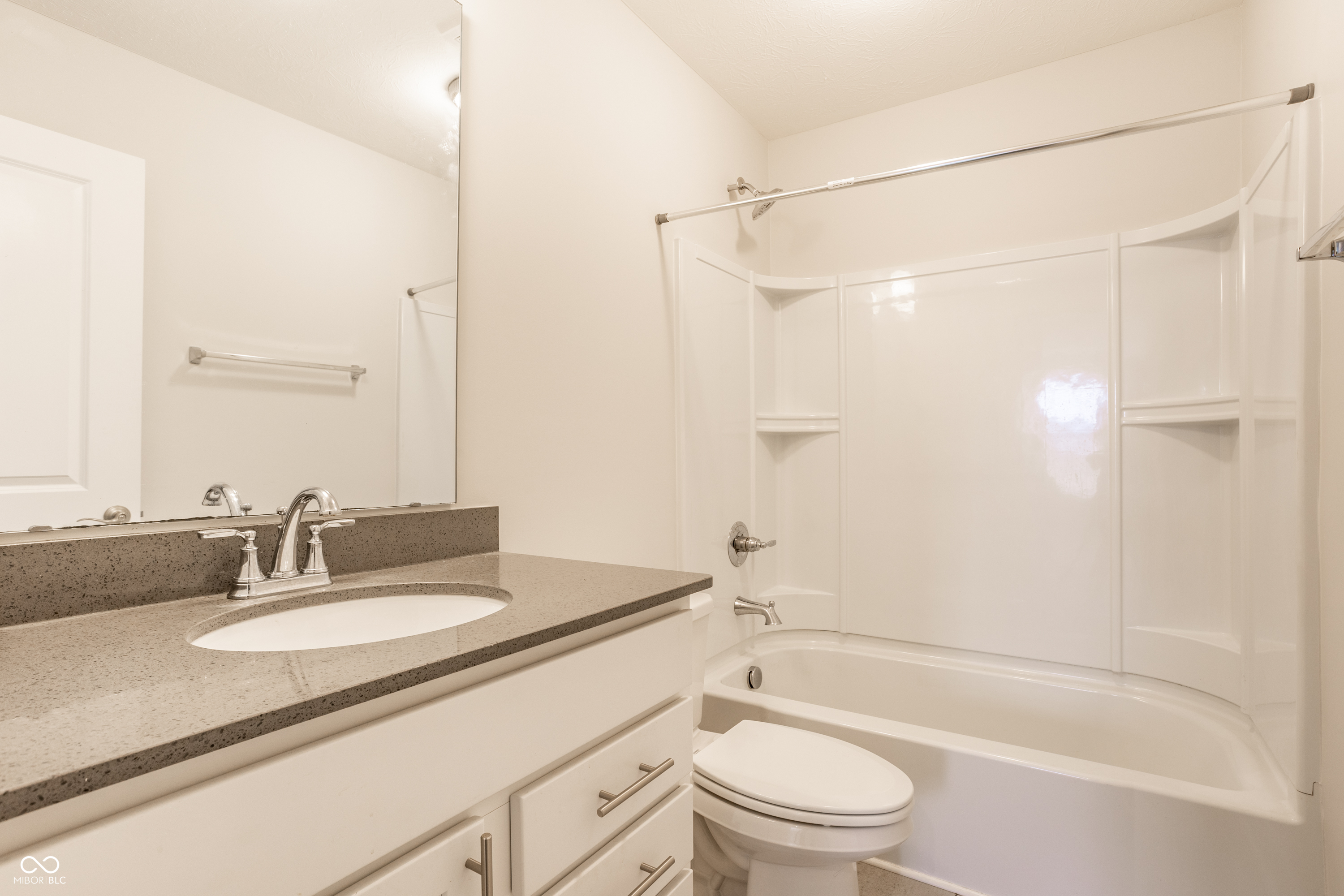 968 Kinzer Avenue Carmel, IN 46032 - Photo 12 of 18