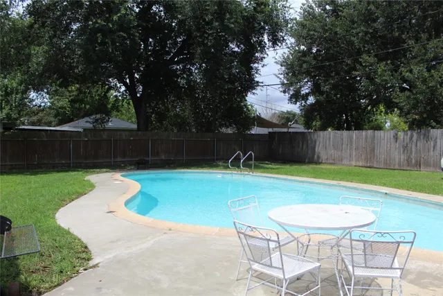 $279,999 | 1800 Leggett Drive, Galena Park, TX 77547