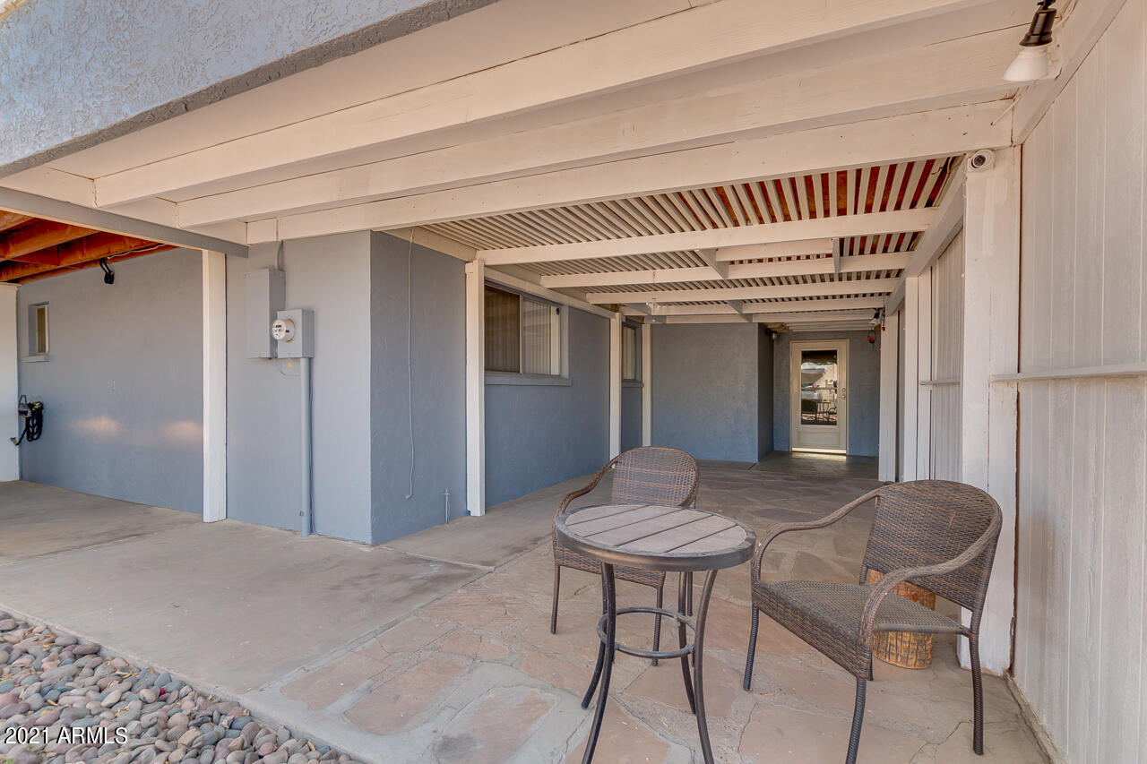 2205 North Recker Road Mesa, AZ 85215 - Photo 25 of 31 Sitting out back