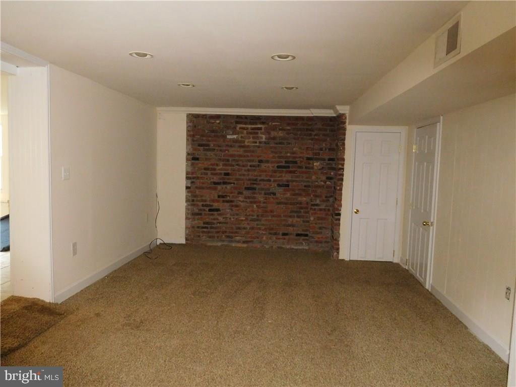 55 Darien Road Howell, NJ 07731 - Photo 25 of 36