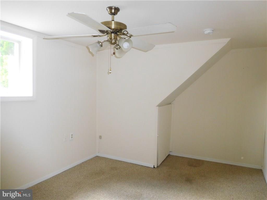 55 Darien Road Howell, NJ 07731 - Photo 27 of 36