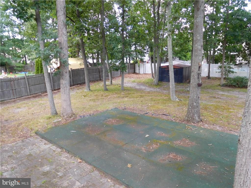 55 Darien Road Howell, NJ 07731 - Photo 7 of 36
