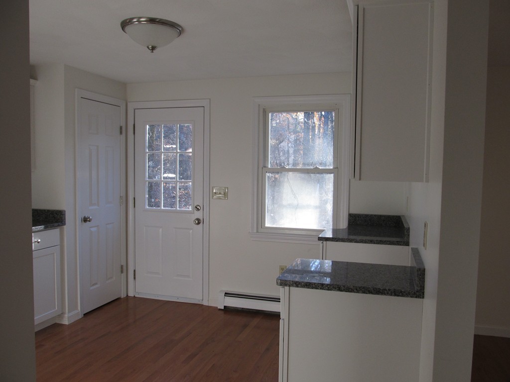 138 Fitchburg Road Townsend, MA 01469 - Photo 20 of 25
