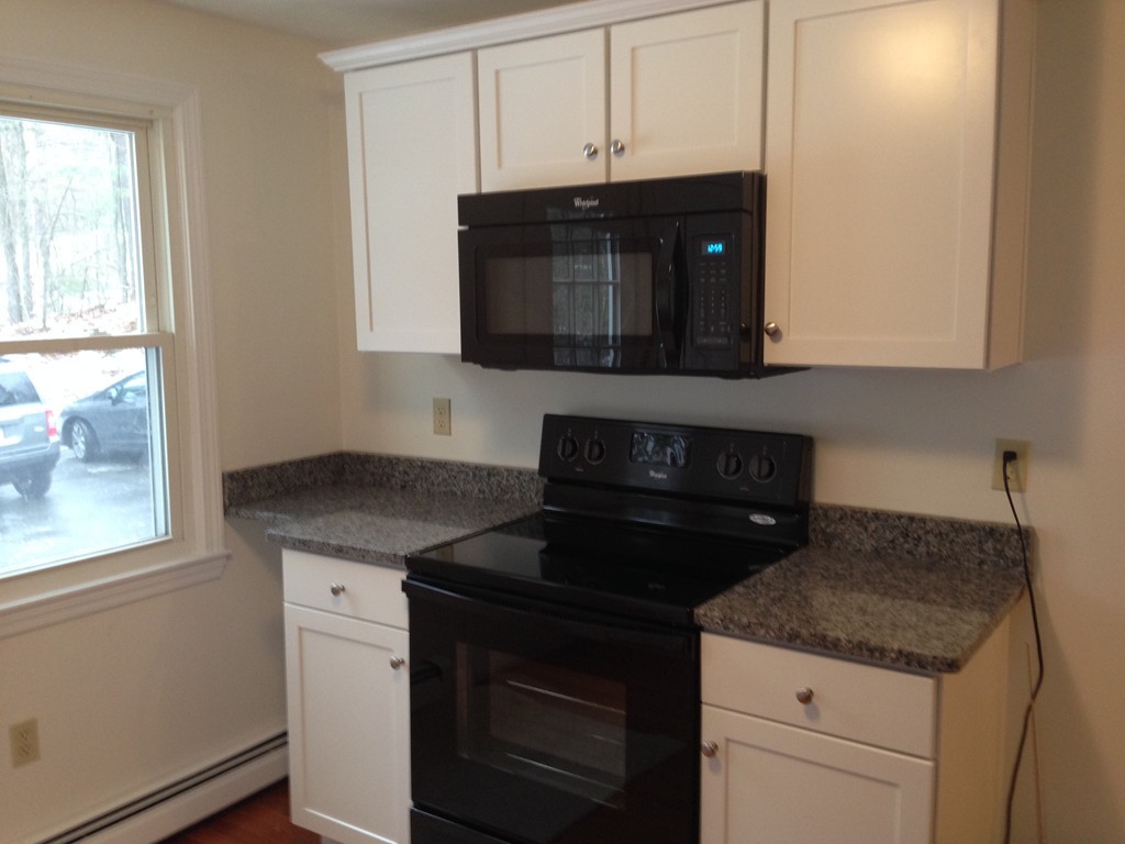 138 Fitchburg Road Townsend, MA 01469 - Photo 8 of 25