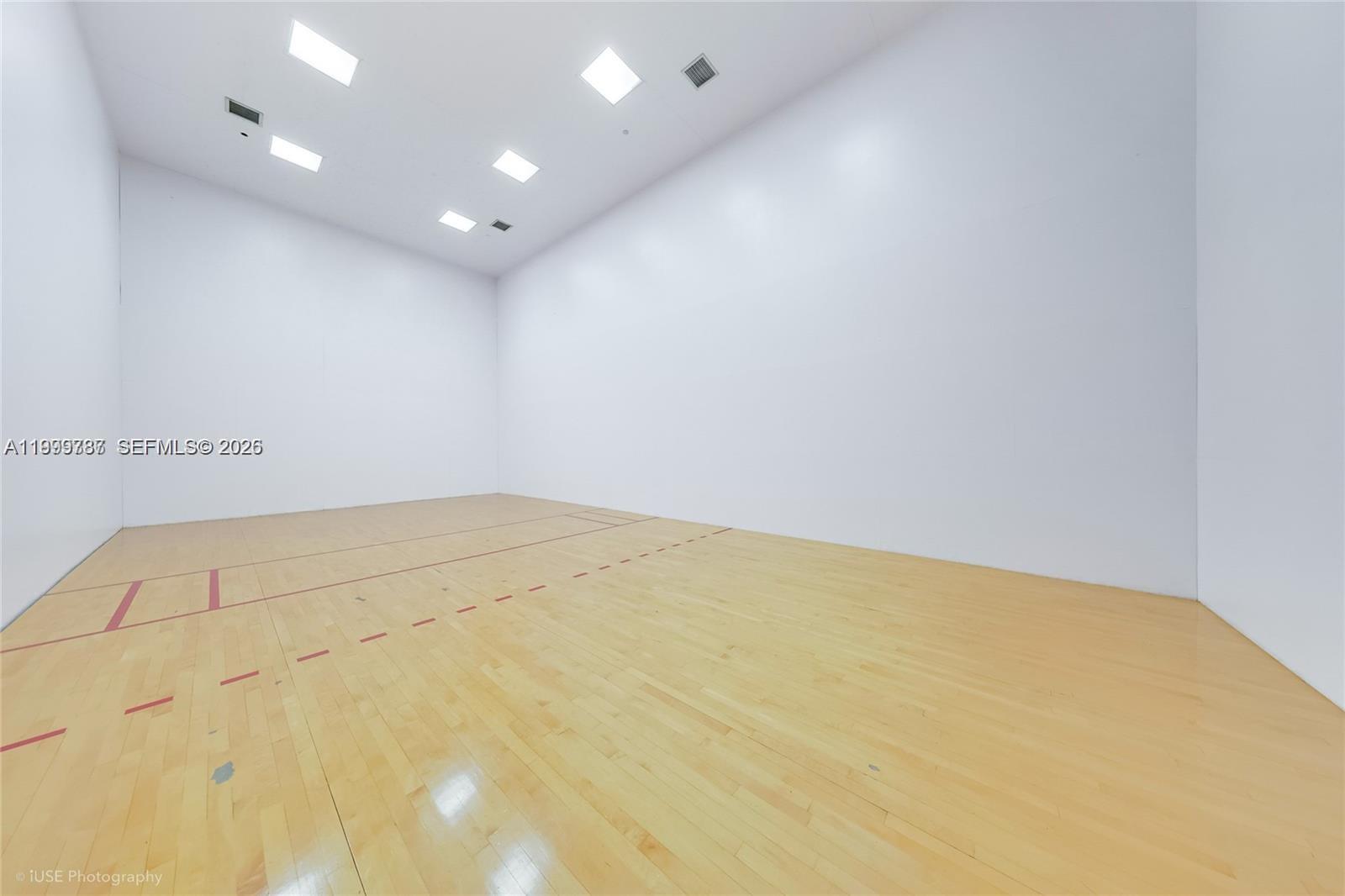 701 Brickell Key Boulevard, Unit 503 Miami, FL 33131 - Photo 20 of 25 a view of empty room