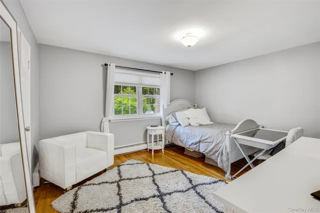 $1,799,900 | 37 Peppermill Lane, Dix Hills, NY 11746