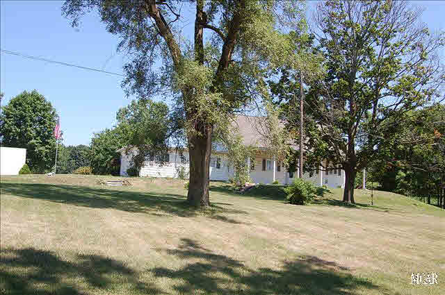 1402 East Monroe Road Tecumseh, MI 49286 - Photo 17 of 17 20015600-16.JPG
