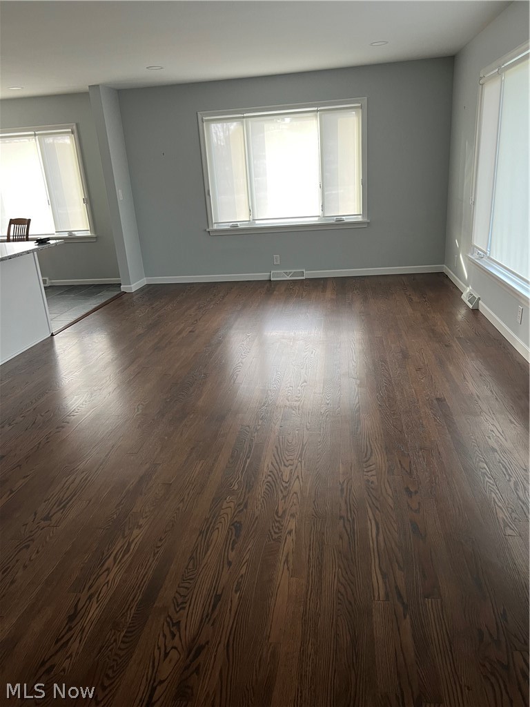 1747 Pleasant Valley Road Northeast New Philadelphia, OH 44663 - Photo 10 of 27