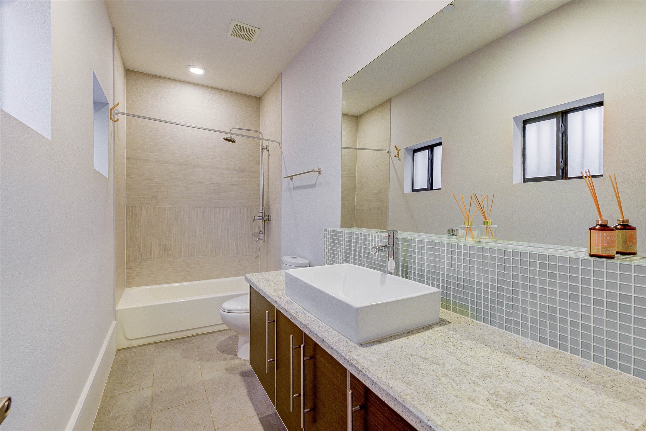 113 Tuam Street Houston, TX 77006 - Photo 20 of 20
