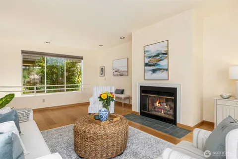 $1,600,000 | 105 Lovell Avenue Southwest, Unit 1511, Bainbridge Island, WA 98110