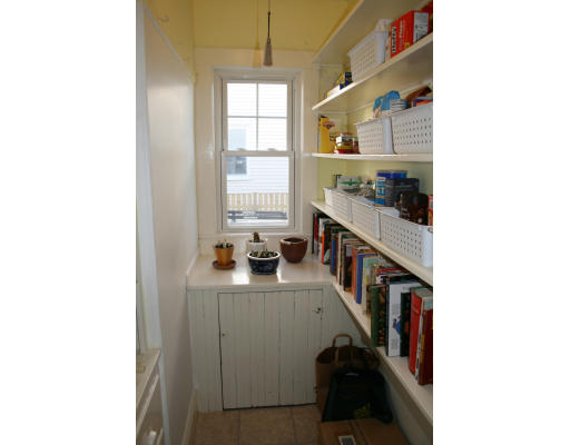 18 Waldo Road, Unit 18 Arlington, MA 02474 - Photo 3 of 7 Gallery Image 3