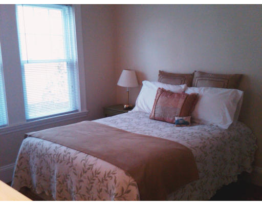 18 Waldo Road, Unit 18 Arlington, MA 02474 - Photo 6 of 7 Gallery Image 6